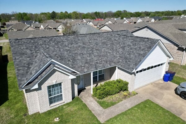 Oklahoma City roofing company performing residential roof repair
